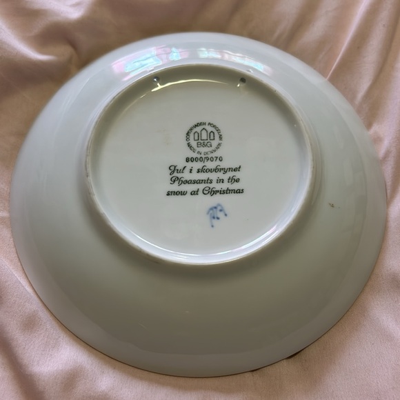 1970 Pheasants in the Snow Christmas Plate - Picture 3 of 4